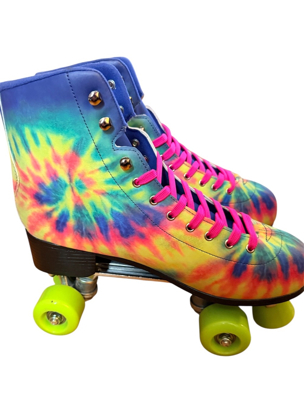 Cosmic skates NEW size women’s 14